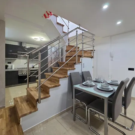 Duplex Premium Con Terraza Apartmán Los Cristianos (Tenerife)